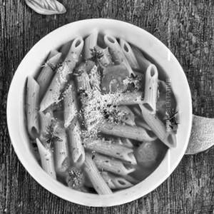 Tomato herbs pastha