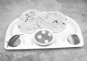 Matar Kulcha Plate