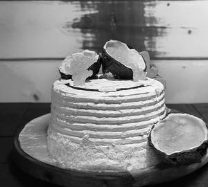Coconut Pineapple Tropical Paradise Cake [500 Gms]