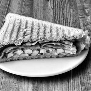 Veg (Club) Sandwich