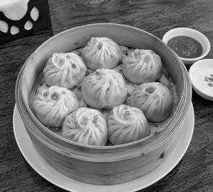 Steam Veg Momos