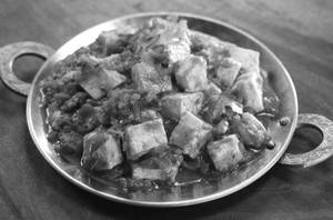 Spicy Paneer Tawa Masala [8 Pieces]