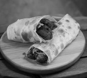 Egg chicken roll