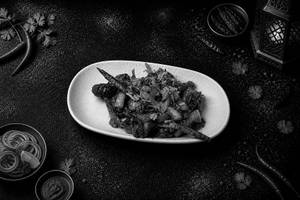 Schezwan Chicken (dry/gravy)