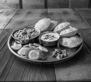 Paneer Thali [Puri]