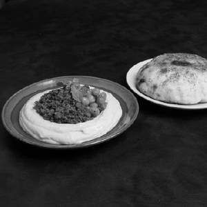 Mutton Beiruti Hummus