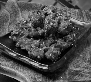 Veg manchurian dry
