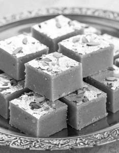Besan Burfi