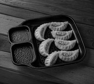Mushroom and spinach momo