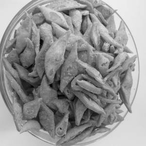Namkeen Shakkarpara