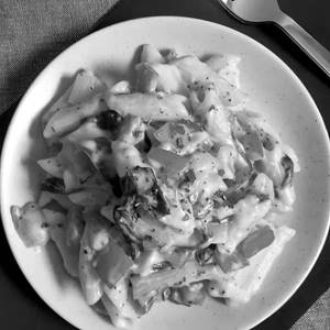 White Sauce Pasta