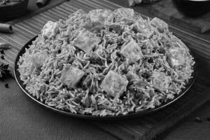 Hyderabadi Paneer Biryani - Serves 1