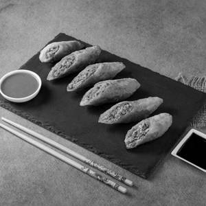 Veg Spring Roll [Serves 1]    