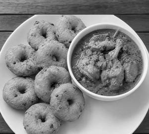 Chitti Garelu Chicken Curry