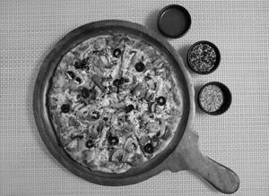 Veggie Delight Manakish