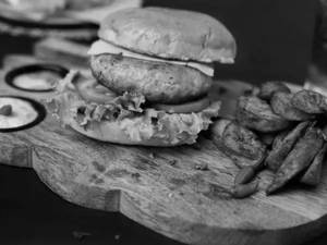 Juicy Lamb Burger (Serves 1)