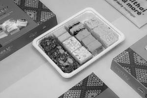 Mava Mix Mithai Box