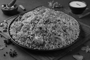 Hyderabadi Chicken Tikka Dum King Biryani (Serves 2)
