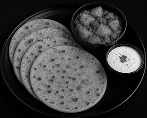 4 Plain Paratha With Aloo Dum Subji
