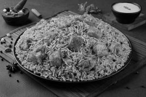 Hyderabadi Tandoori Soya Chaap Biryani (Serves 2)
