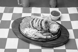 Pepper Chicken Cake Sizzler