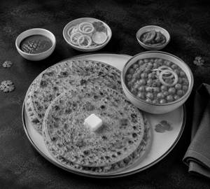 2 Aloo Pyaz Parantha With Chole