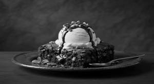 Brownie With Vanila Icecream