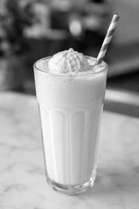 Vanilla Milk Shake