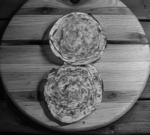 2  lal mirch paratha