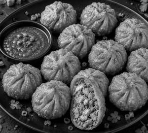 Hot and Spicy Chicken Momos
