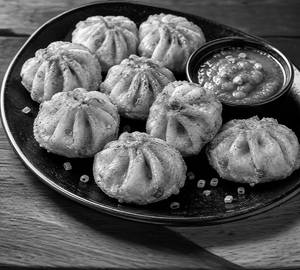 Veg freied momos