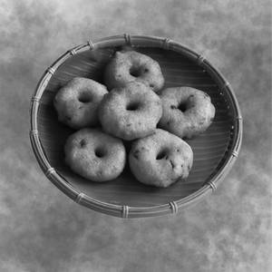 Chaturthi Spl. Medu Vadai - 8 Nos