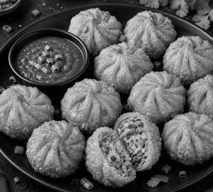 Fried Veg Momos  [6 Pieces]