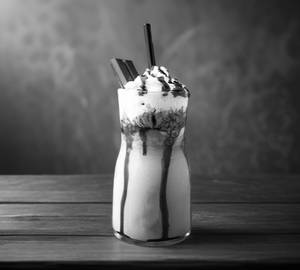 Kitkat milkshake