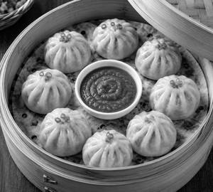 Veg Steem Momos