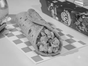 Classic Chicken Arabic Khuboos Shawarma