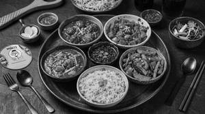 Veg Manchurian Gravy + Chilli Paneer Gravy+ Chilli Patoto+veg Fried Rice+hot Garlic Sauce