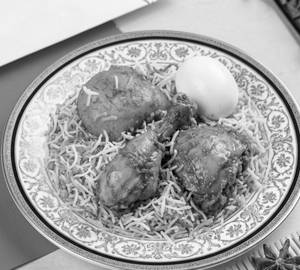 Chicken Biryani with Egg – 2 Pc Chicken + 1 Egg [750ml Container – Perfect for One]