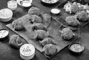 Chicken Manchurian Momos