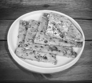 Paneer Paratha (2 Pc)