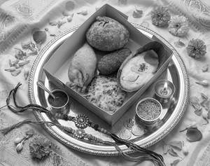 Rakhi Special Snacks Box