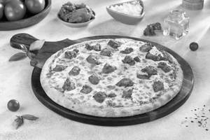 Butter Chicken Pizza