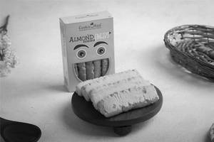 Almond Finger - 5 Pieces Box