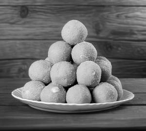 Besan Laddu 500G