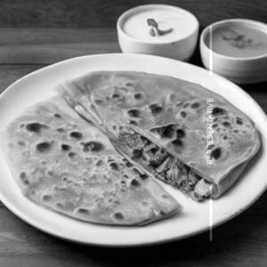 Stuffed paratha