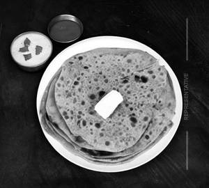 Aloo Pyaaz Egg Paratha