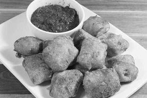 Paneer Pakoda [10 Pieces]