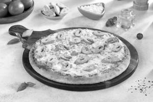 La Chicken Seekh Kebab Pizza