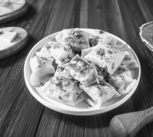 Paneer Momos Fried Jain Momos