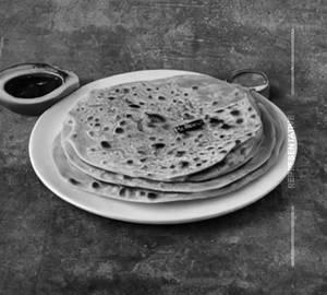 Aloo matar paratha